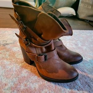 Steve Madden Slouchy Leather Booties 7.5